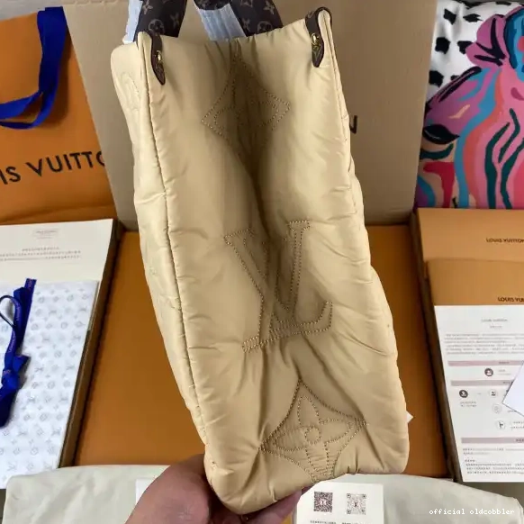 Official oldcobbler LOUIS GM ONTHEGO VUITTON 0514